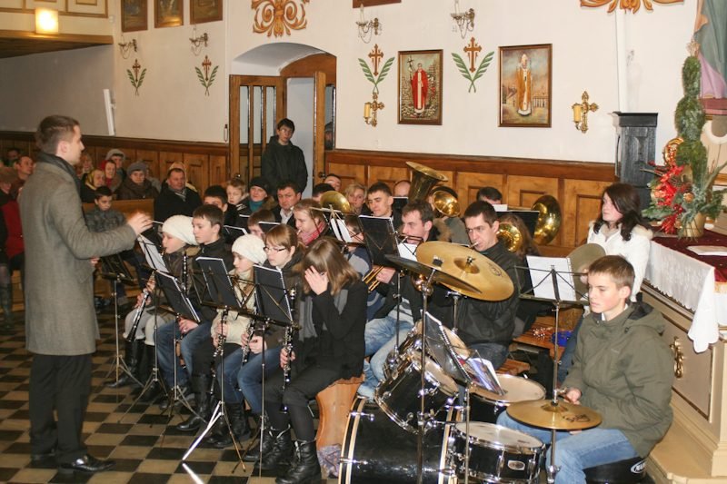 Dyrygent i orkiestra.