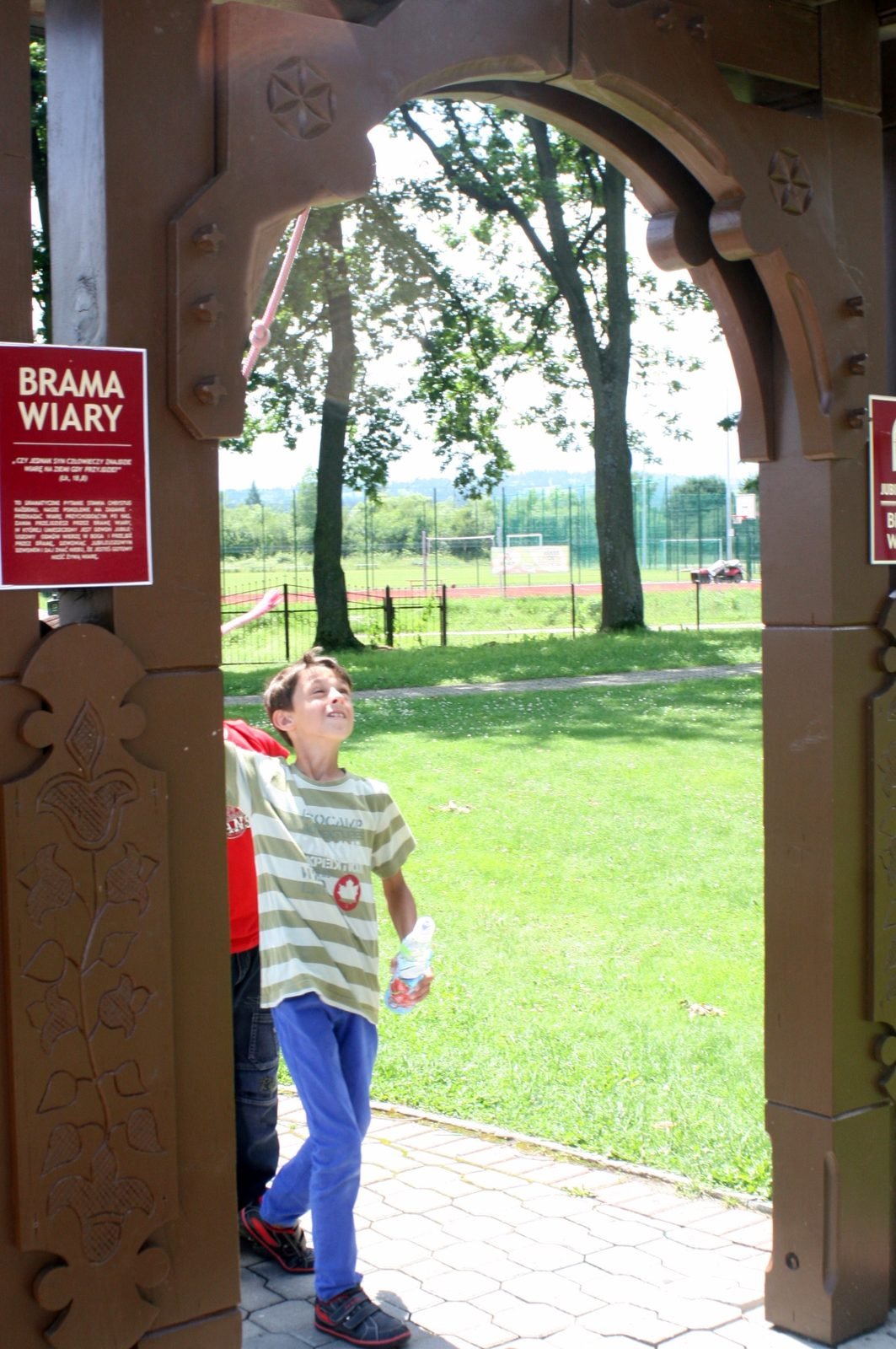 Brama Wiary.